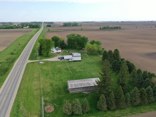 14129 Willow Ave, Cresco, IA 52136