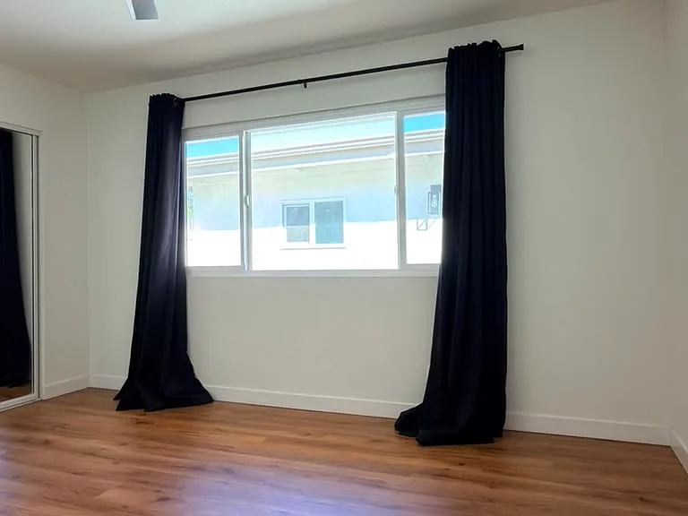 1811 Iris Way — Photo 3