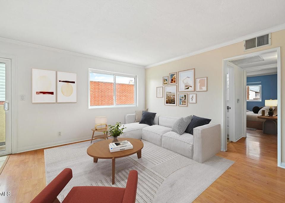 1st image of 1015 E Spazier Ave APT 106