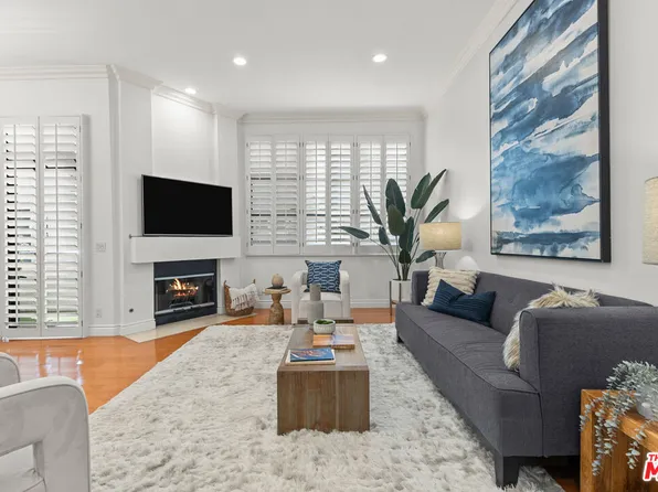 11636 Montana Ave APT 107, Los Angeles, CA 90049