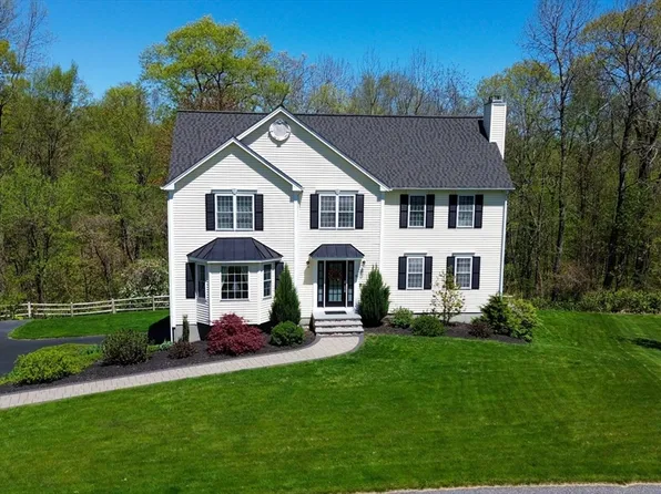 33 Boundary Stone Rd, Sutton, MA 01590