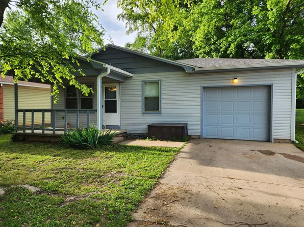 3211 W Lombard Street, Springfield, MO 65802