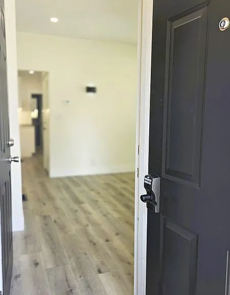 14 Meadow St #2 — Photo 2