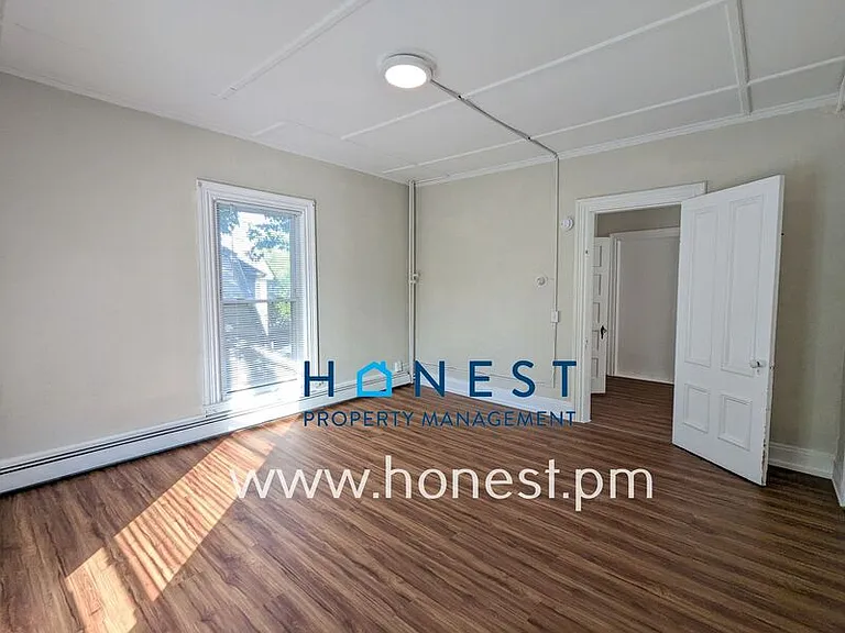 110 Silver St #1 — Photo 38