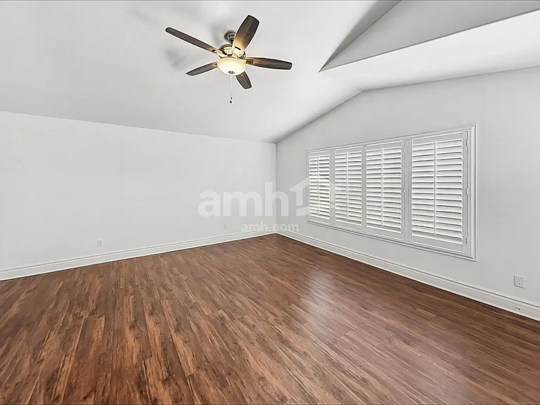 9715 E Inverness Ave — Photo 11