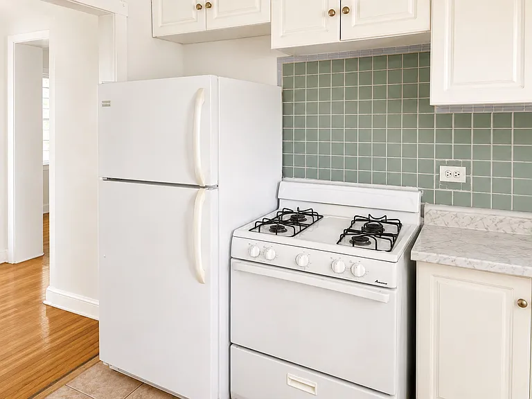 6420 N Newgard Ave #3E — Photo 5