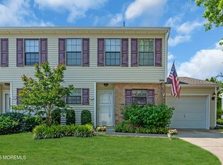 35 Apple Dr, Spring Lake, NJ 07762