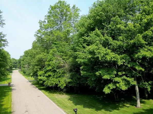 1672 Rustic Run Rd SW, Warren, OH 44481