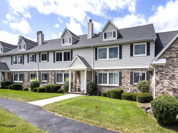 1134 Pilgrim PARKWAY, Elm Grove, WI 53122