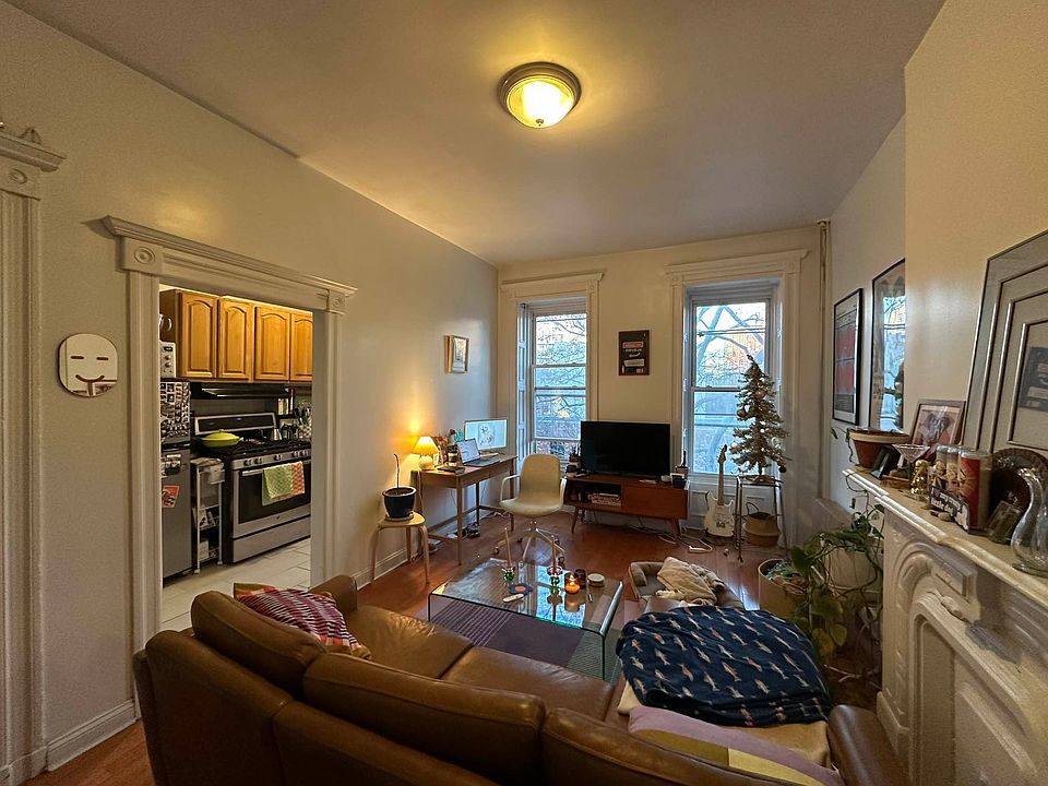 1st image of 50 Lefferts Pl #2