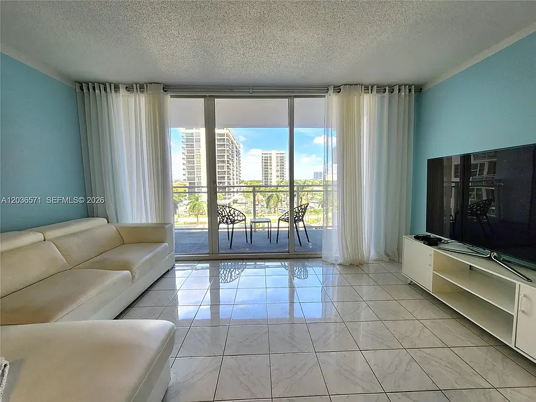 2030 S Ocean Dr #401 — Photo 5