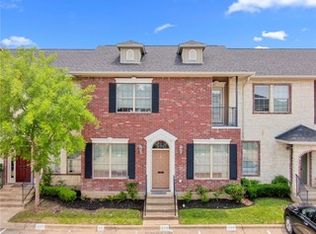 319 Forest Dr, College Station, TX 77840