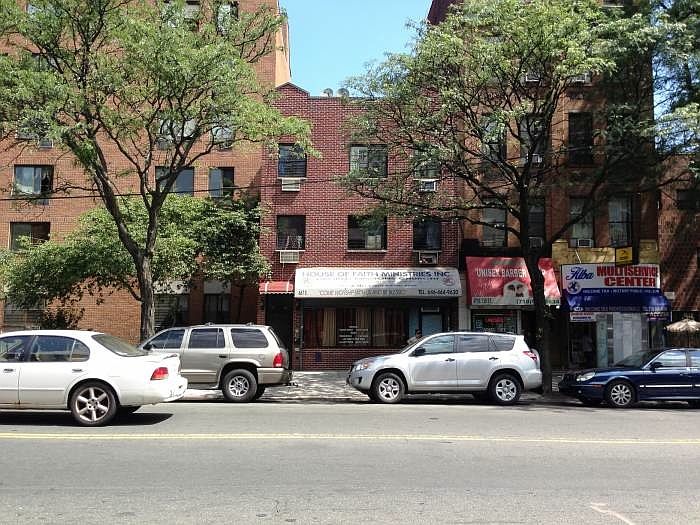 1st image of 467 E 138th St