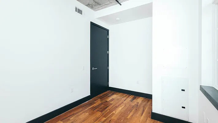 Rented by Nooklyn NYC LLC | media 34