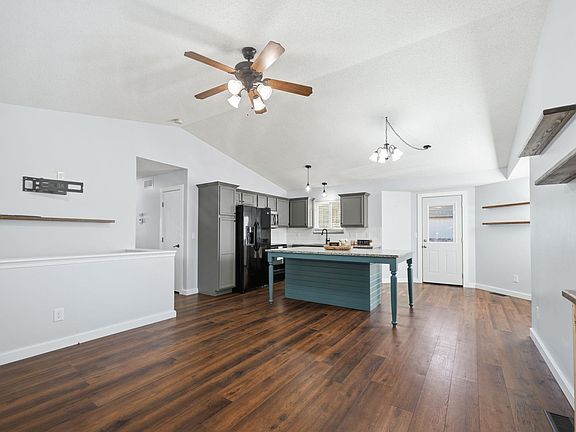 5th image of 11706 W Westport St