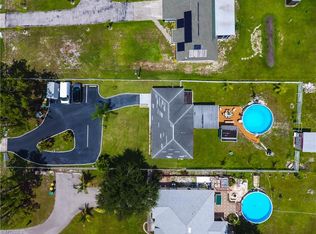 2865 35th Ave NE, Naples, FL 34120