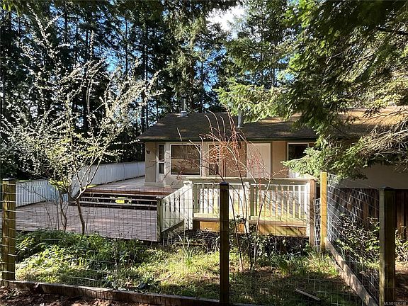 5th image of 881 Sharie Rd