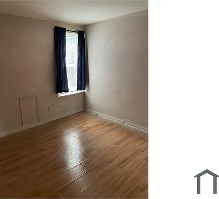 3 bed, 1600 sqft, $1,600 — Photo 3