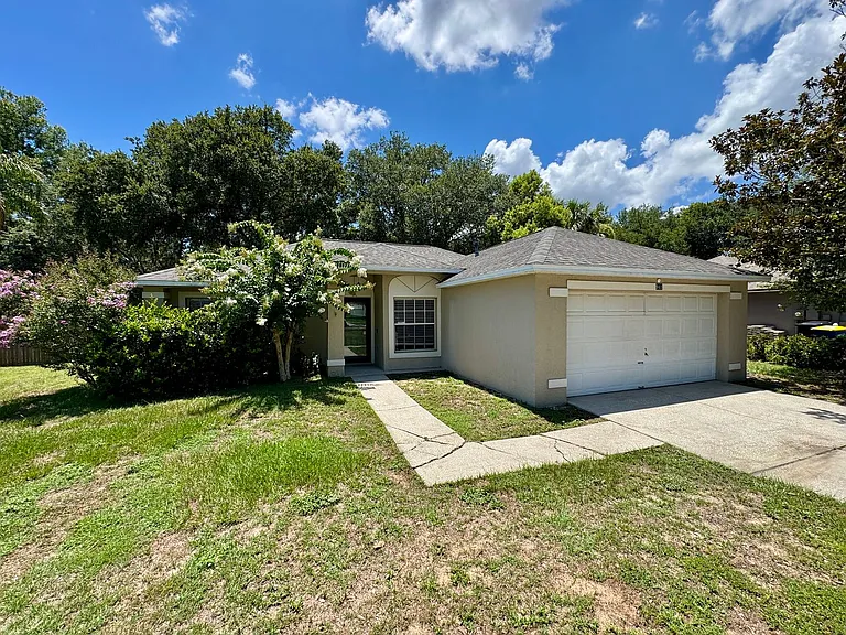 941 Park Valley Cir — Photo 32