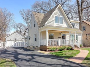 4931 Northcott Ave, Downers Grove, IL 60515