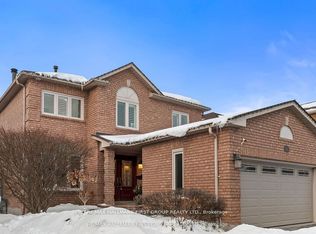 4 Winterberry Dr, Whitby, ON L1R1Z2