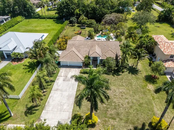14463 SW 16TH Court, Davie, FL 33325