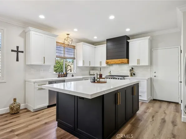 1806 Riverstone St, Corona, CA 92883