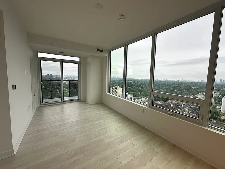 117 Broadway Ave — Photo 21