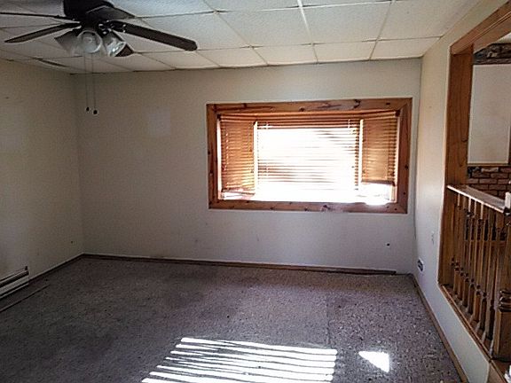 Additional Living Room