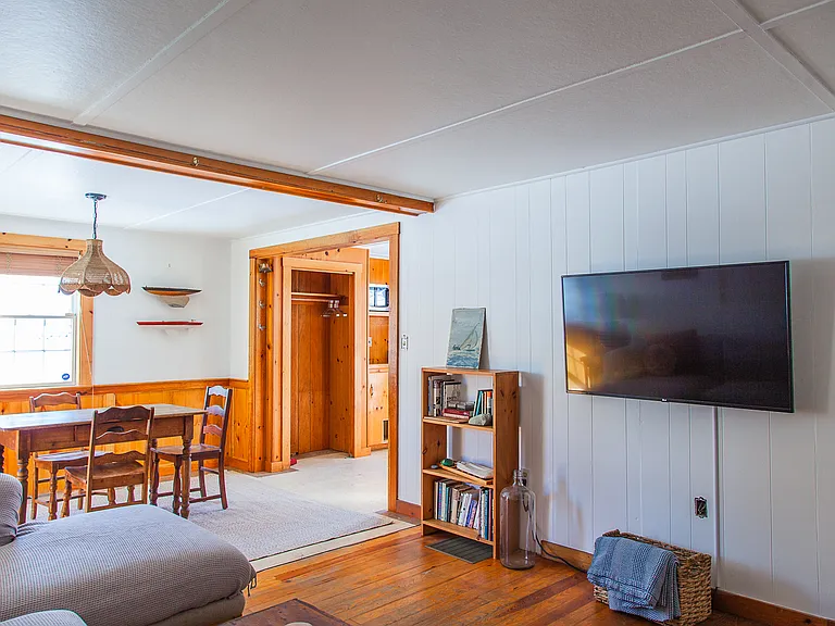 15 Pine Rock Rd — Photo 7