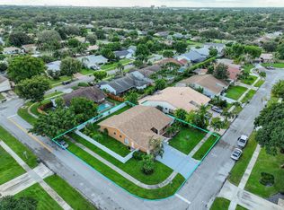 3374 NW 27th Ter, Boca Raton, FL 33434