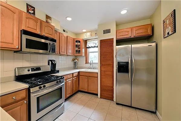 Sold by Keller Williams Realty Empire | media 4