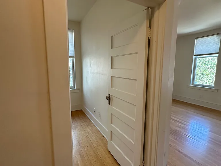 Woodruff Apartments — Photo 26
