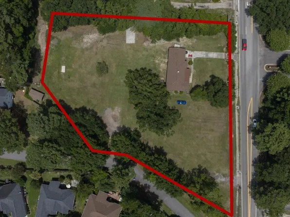 1832 Rifle Range Rd, Mount Pleasant, SC 29464