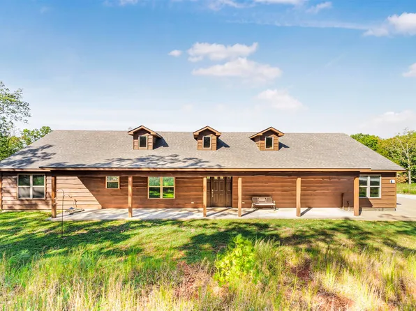 21501 S 705th Rd, Wyandotte, OK 74370