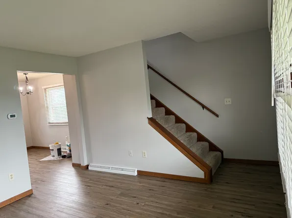 139 Northpark Dr, Wadsworth, OH 44281