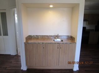 640 8th St #11202929, Daytona Beach, FL 32117