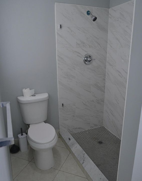 2nd image of 3344 Alba Cir