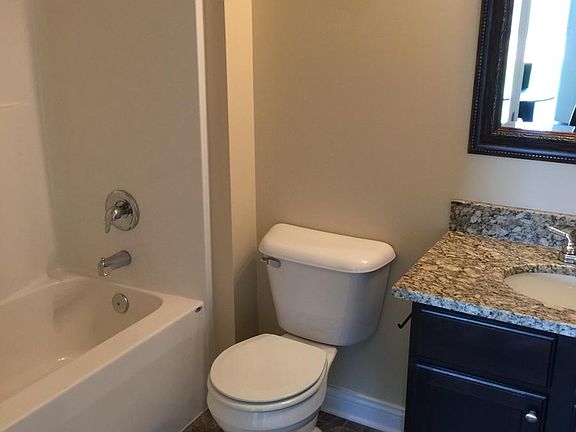 5th image of 103 Winery Ct APT 2