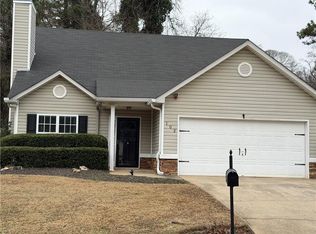 102 Lexington Parke Dr, Woodstock, GA 30189