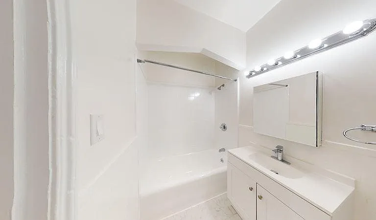 1395 Golden Gate Ave — Photo 7