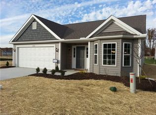 27270 Emerald Oval S, Olmsted Twp, OH 44138