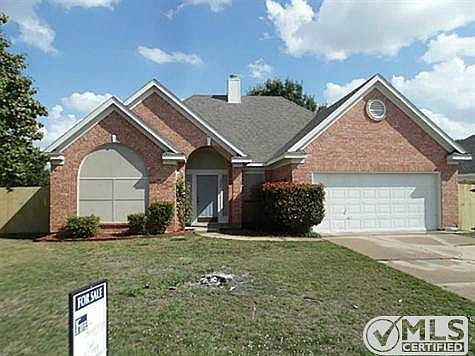 2nd image of 1544 Merritt Dr