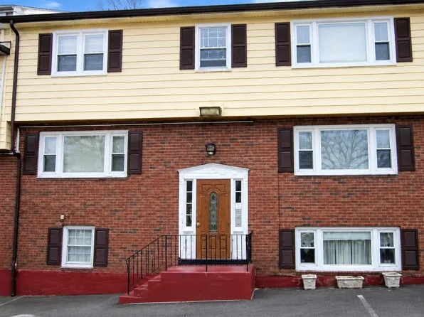 19 Glen St APT 1, Dorchester, MA 02125