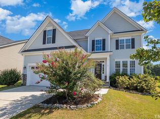 512 Walker Ranch Dr, Fuquay Varina, NC 27526