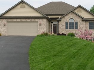 1509 Stacy Ln, Fort Atkinson, WI 53538