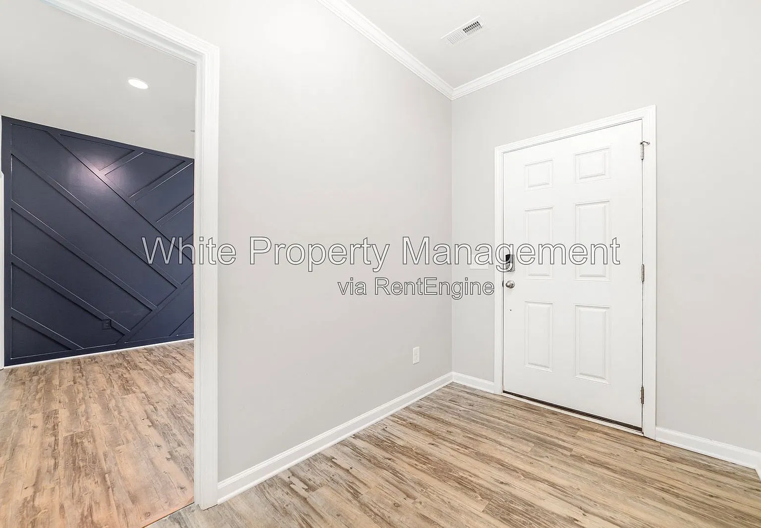 5 bed, 4.0 bath, 2787 sqft, $2,995 — Photo 2