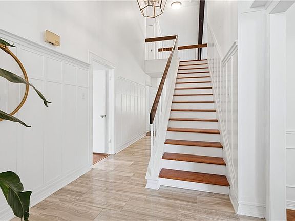 4th image of 29 Park Timbers Dr