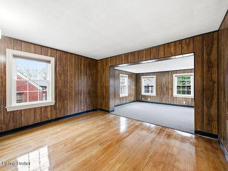 1209 Valley Dr — Photo 14