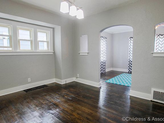 4th image of 1063 Dickinson St SE